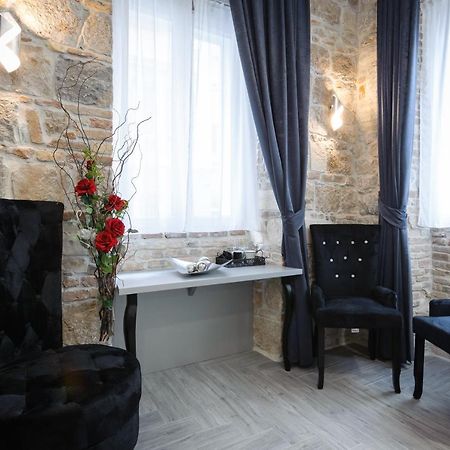 Avangarde Luxury Rooms Сплит Екстериор снимка