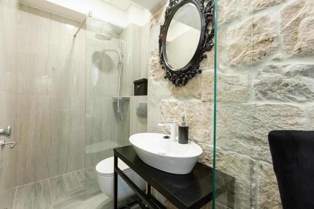 Avangarde Luxury Rooms Сплит Екстериор снимка